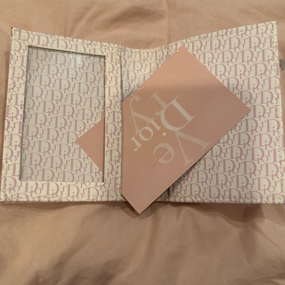 Dior Beauty Vintage Bi-Fold Card Case BN